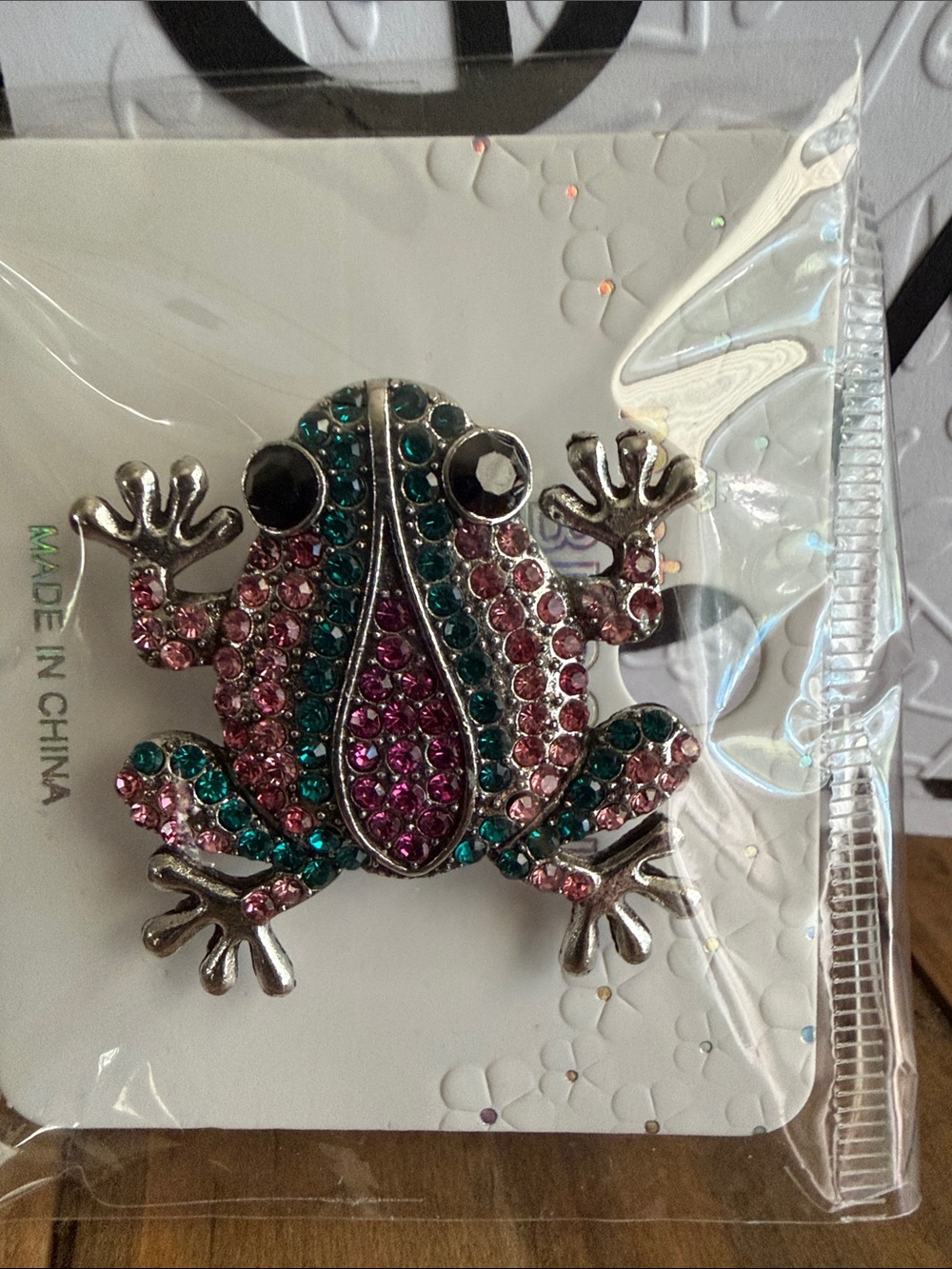 Mint Multicolor Rhinestone Frog Brooch - Pink & Teal